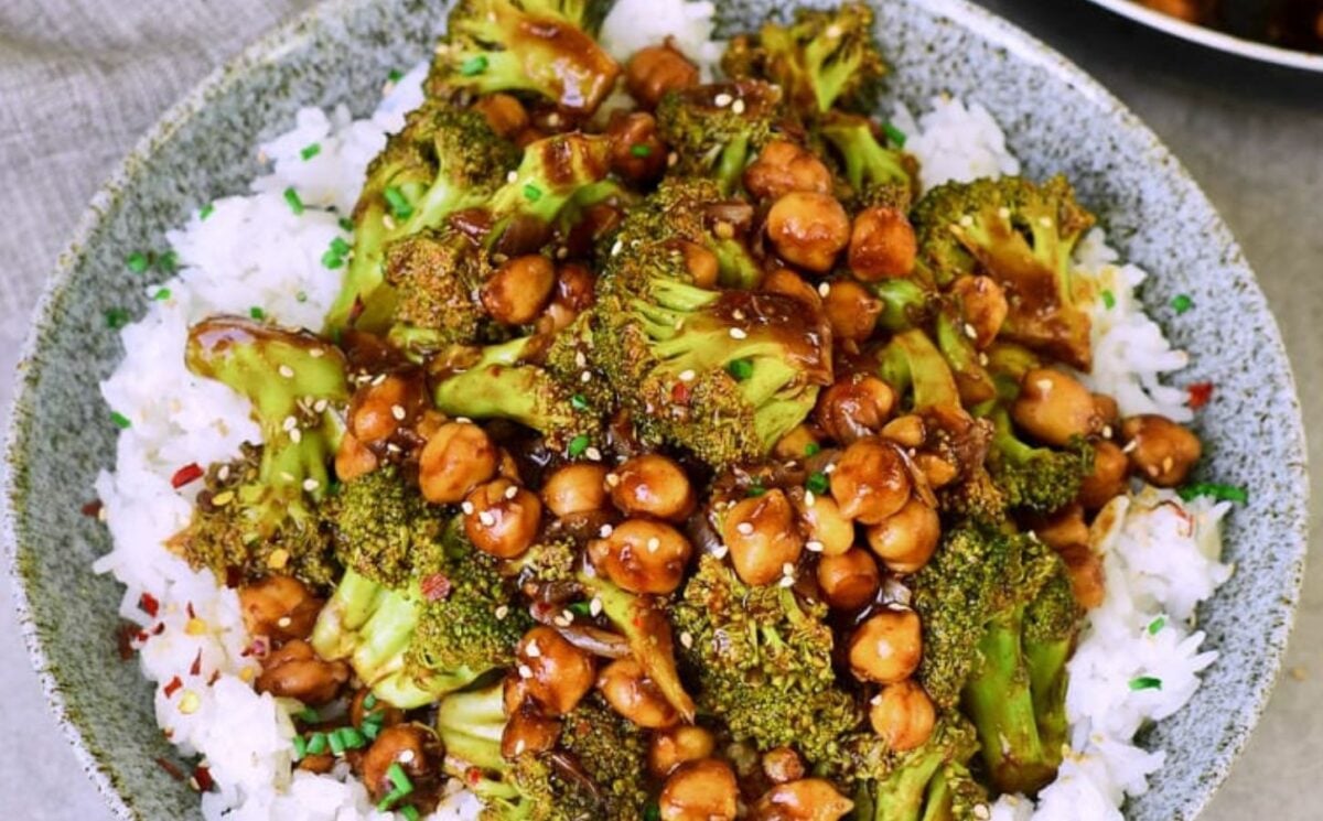 garlic broccoli stir-fry with chickpeas and rice for vegan broccoli recipes
