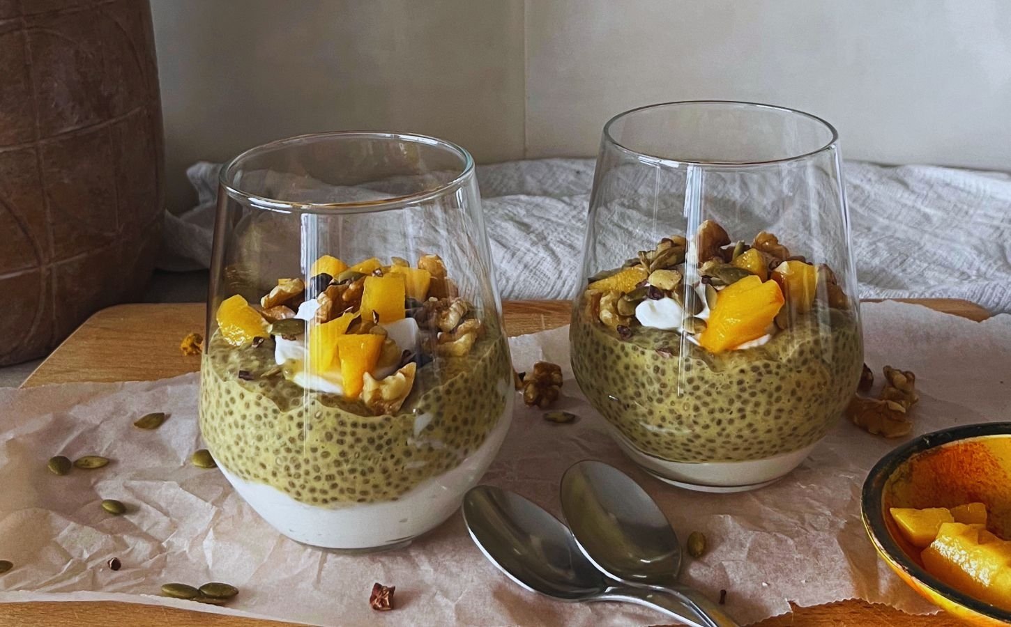 vegan chia seed pudding recipe made with nectarines, oat milk, chia seeds, vegan yogurt, and toppings
