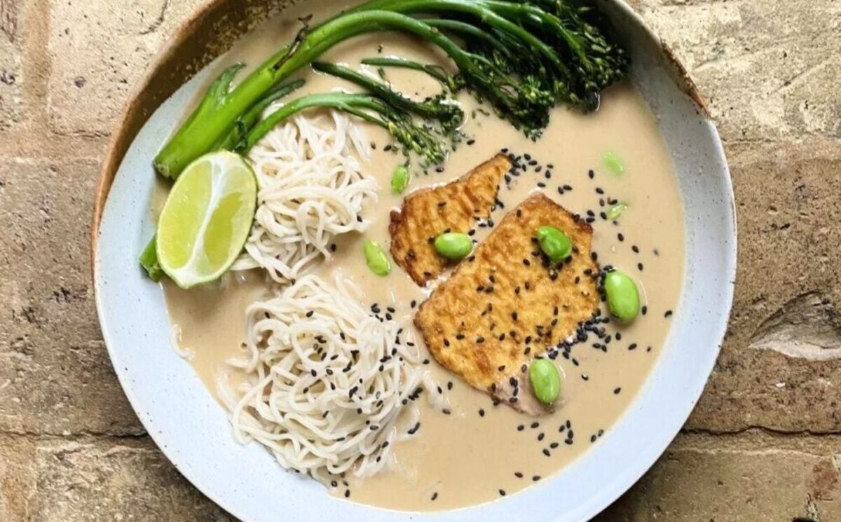 A vegan ramen recipe with tofu and oat milk